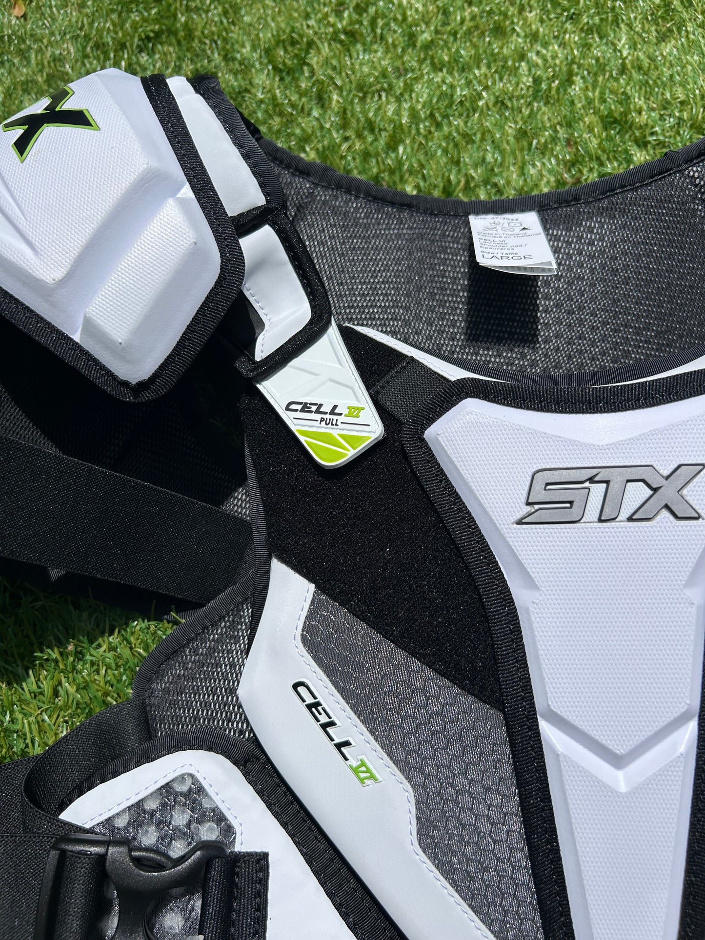 STX Cell VI Lacrosse Shoulder Pads