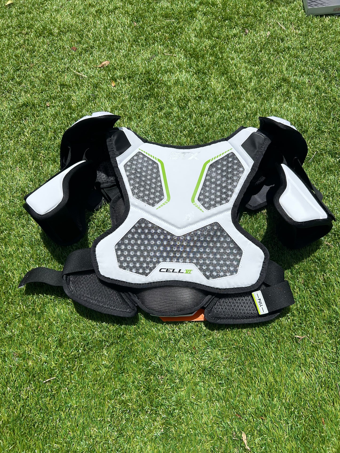 STX Cell VI Lacrosse Shoulder Pads