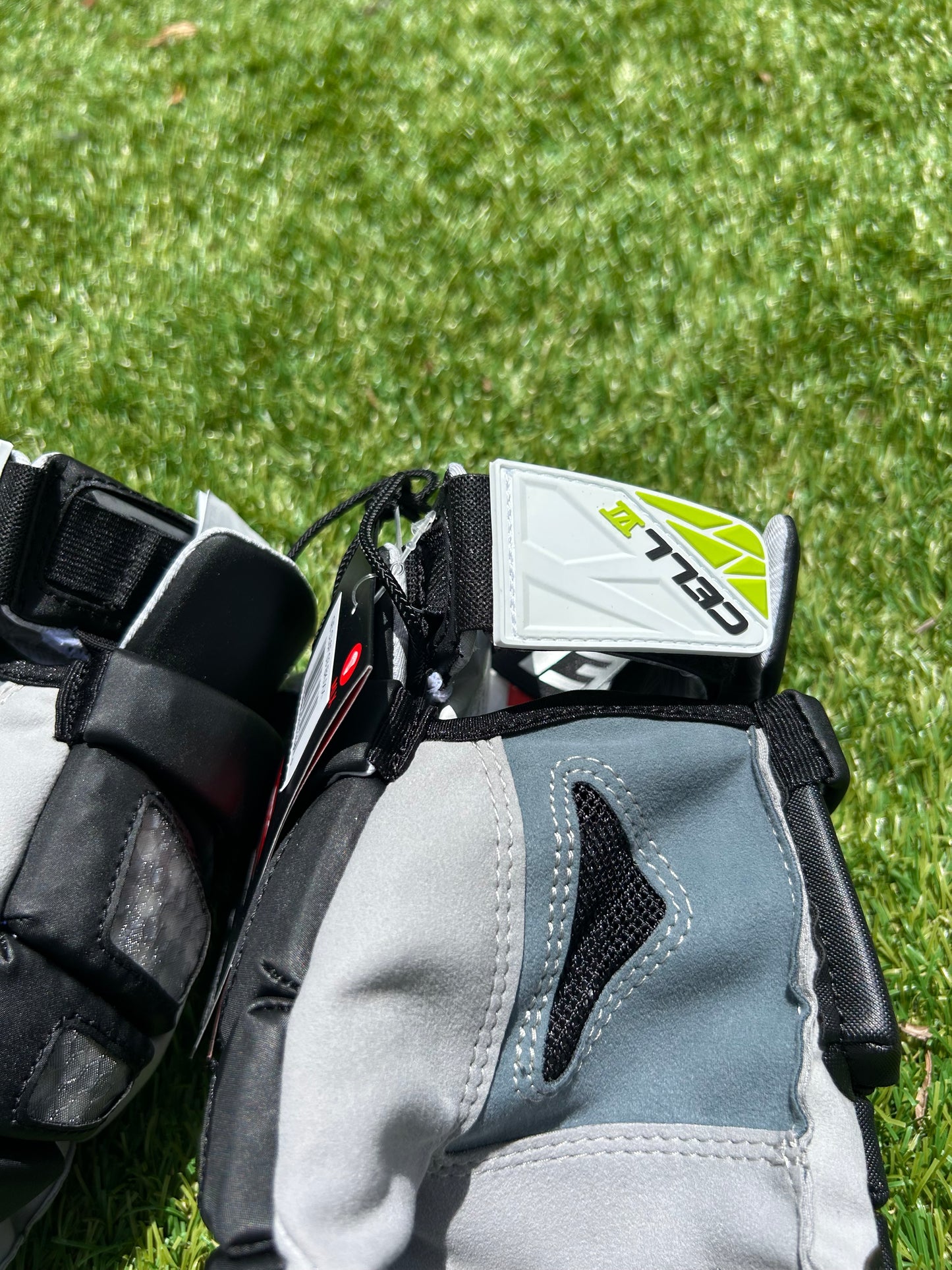 STX Cell VI Lacrosse Field Gloves