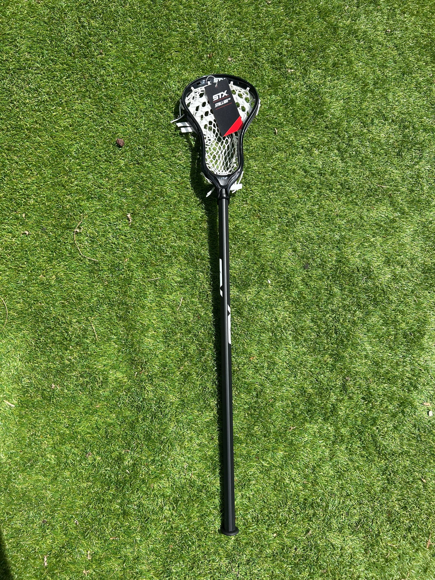 STX Stallion 700 Intermediate / Advanced Men's Attack / Midfield Lacrosse Stick