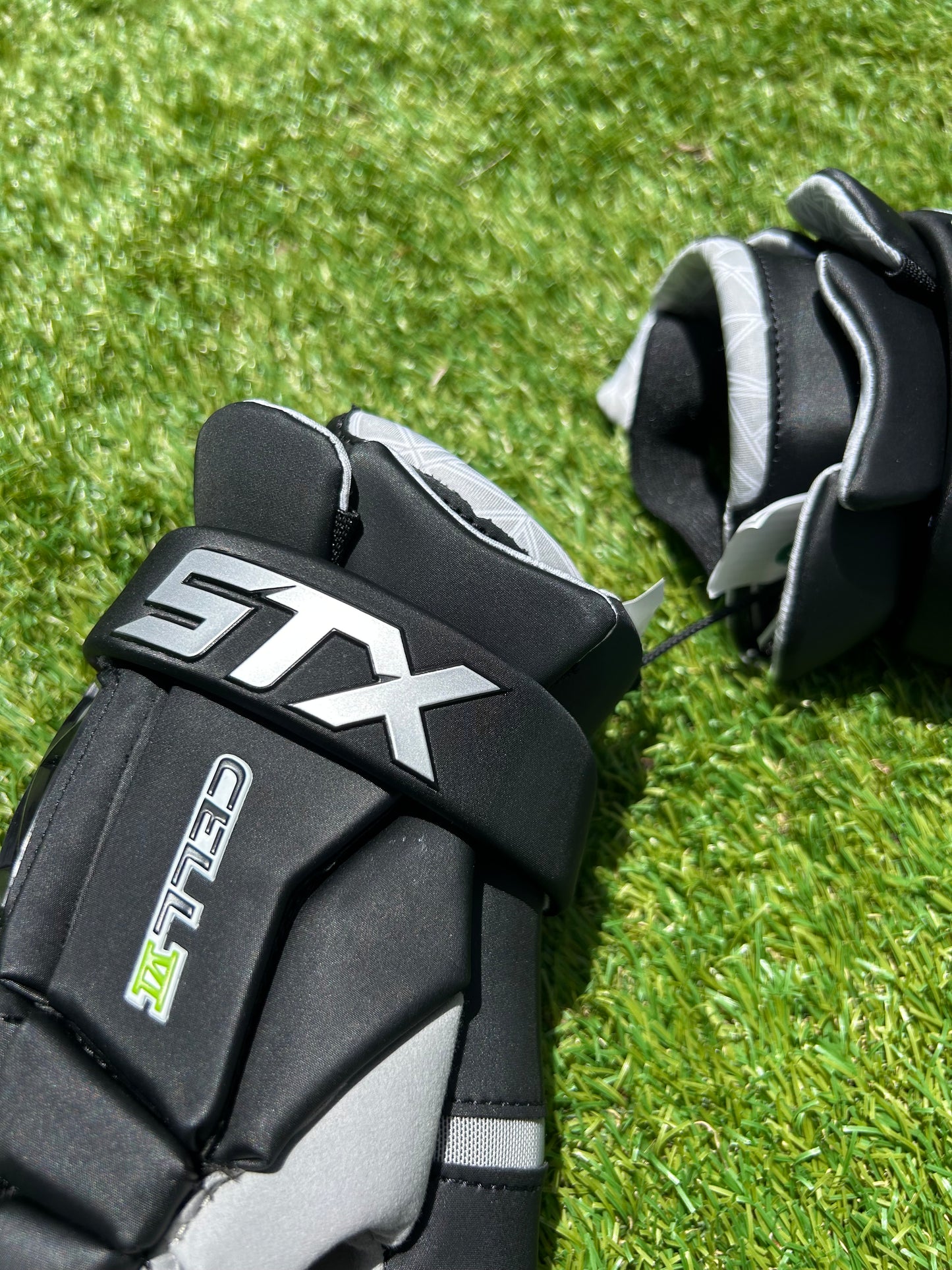 STX Cell VI Lacrosse Goalie Gloves