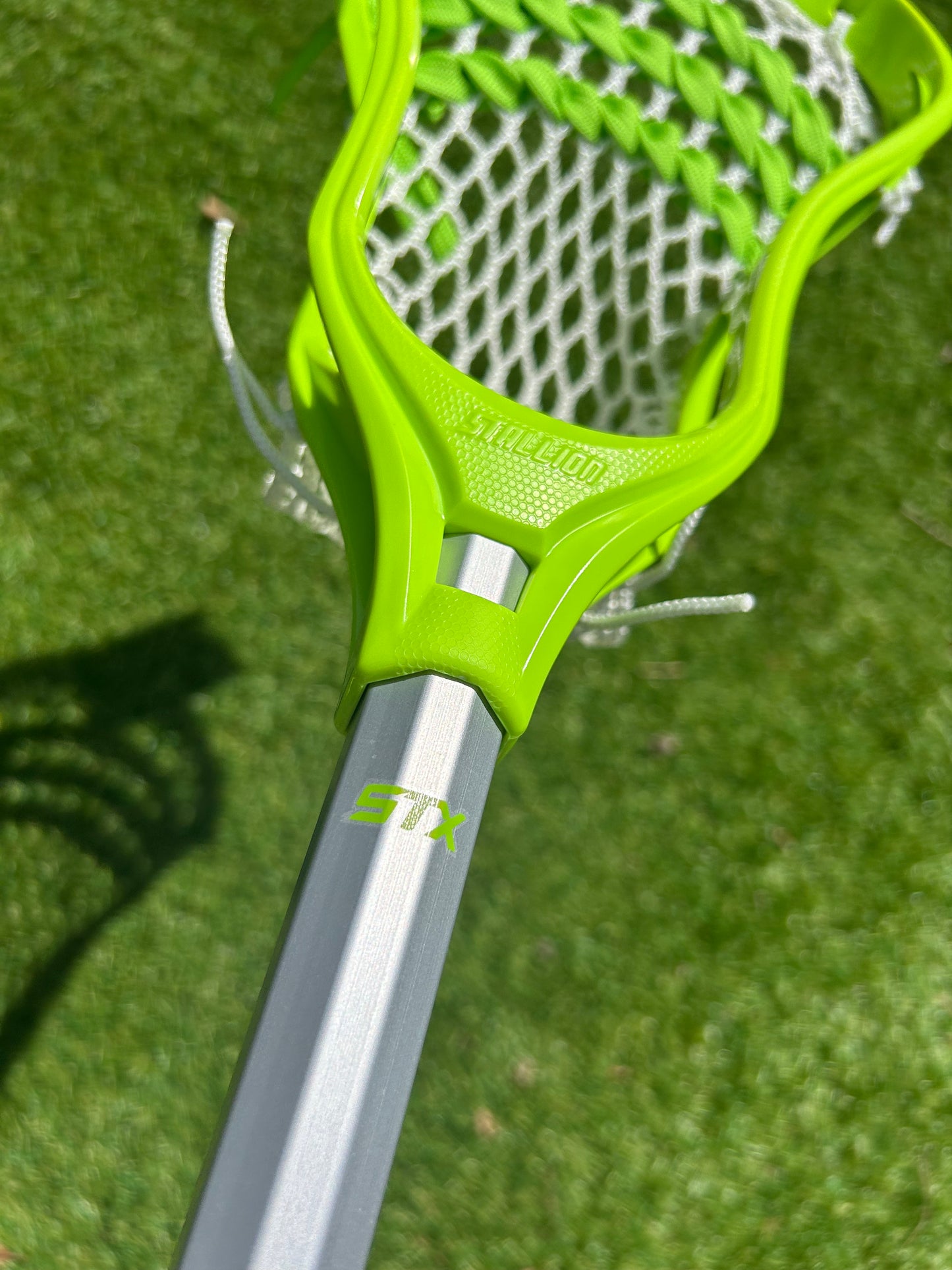 STX Stallion 200 Men's Lacrosse Attack / Midfield Complete Stick