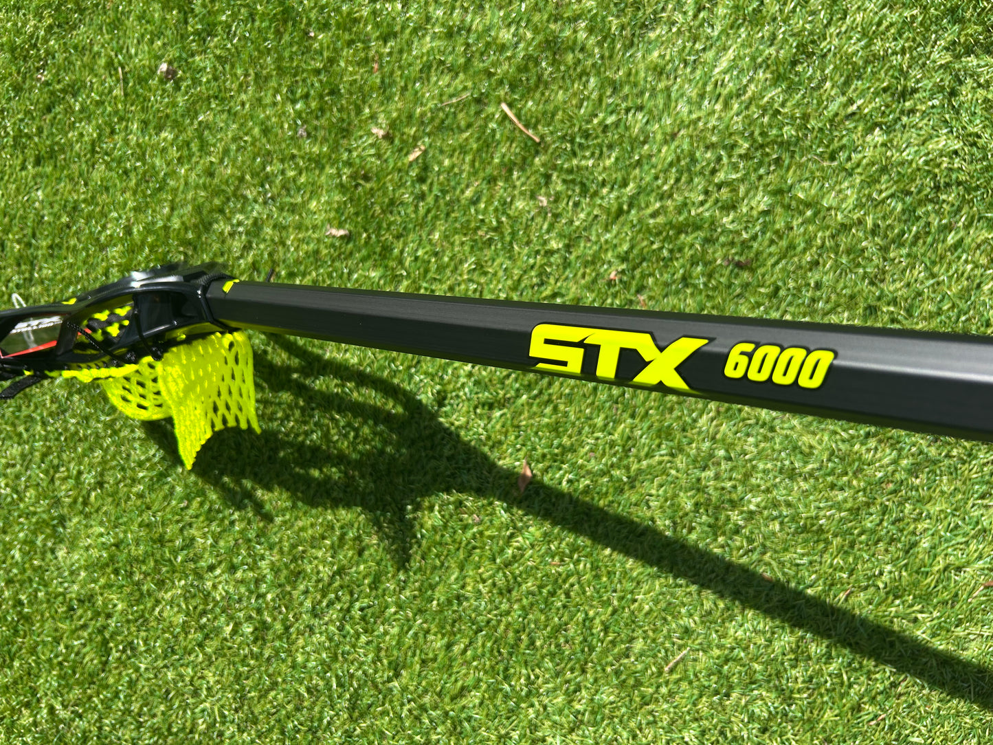 STX Stallion 200 Men's Lacrosse Attack / Midfield Complete Stick