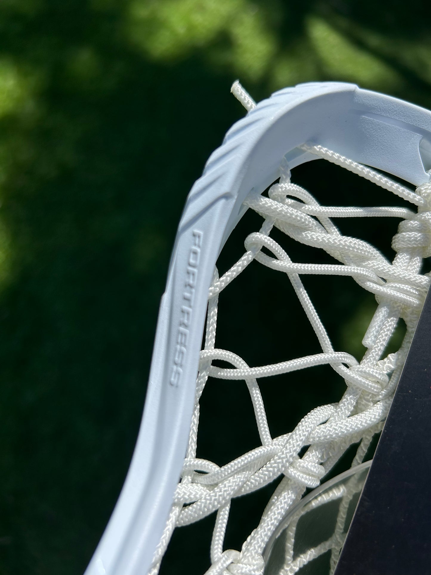 STX Fortress 700 with Crux Mesh Pro - Elite Women's Defence Lacrosse Stick