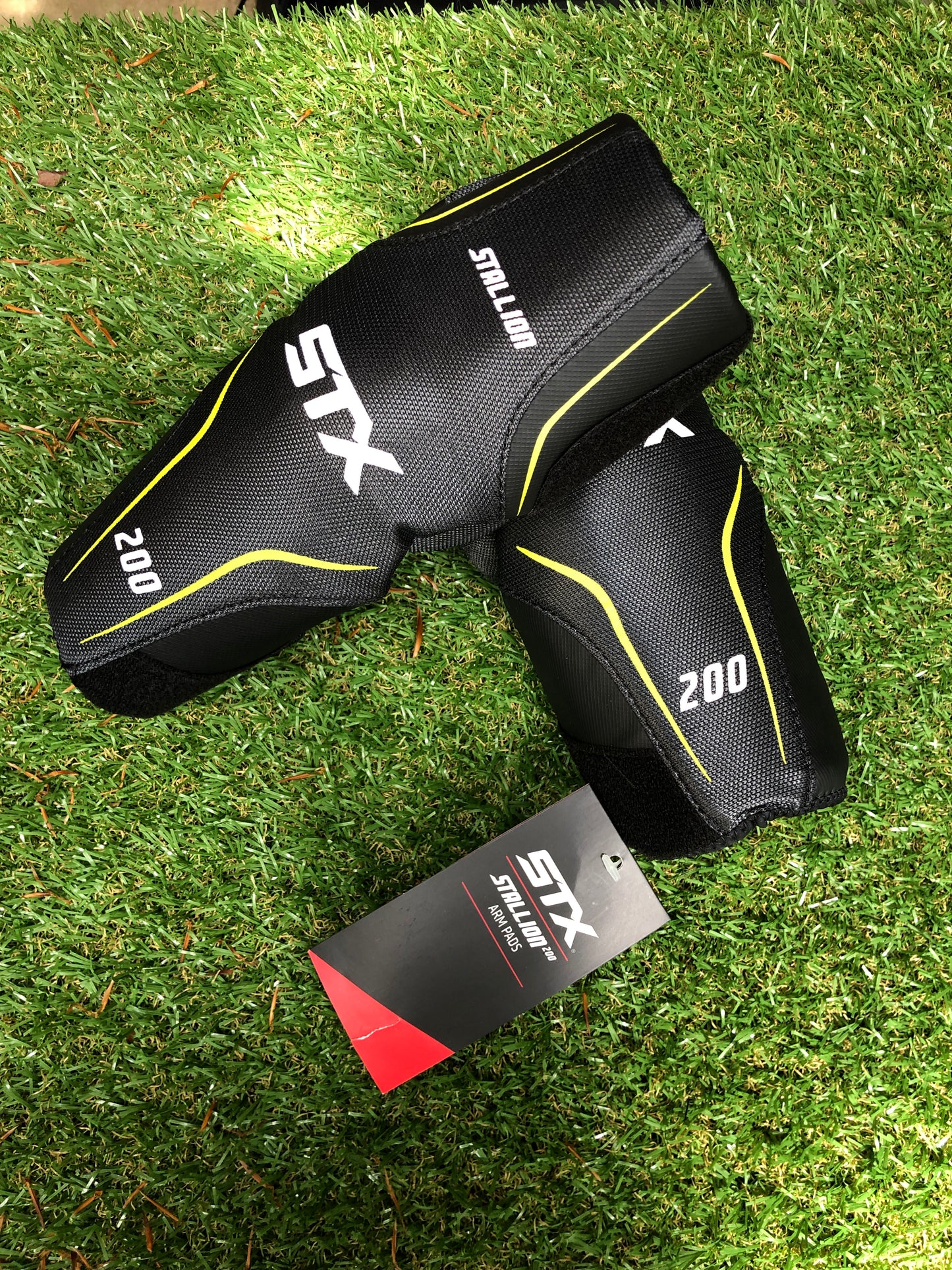 STX Stallion 200 Men's Lacrosse Arm Pads