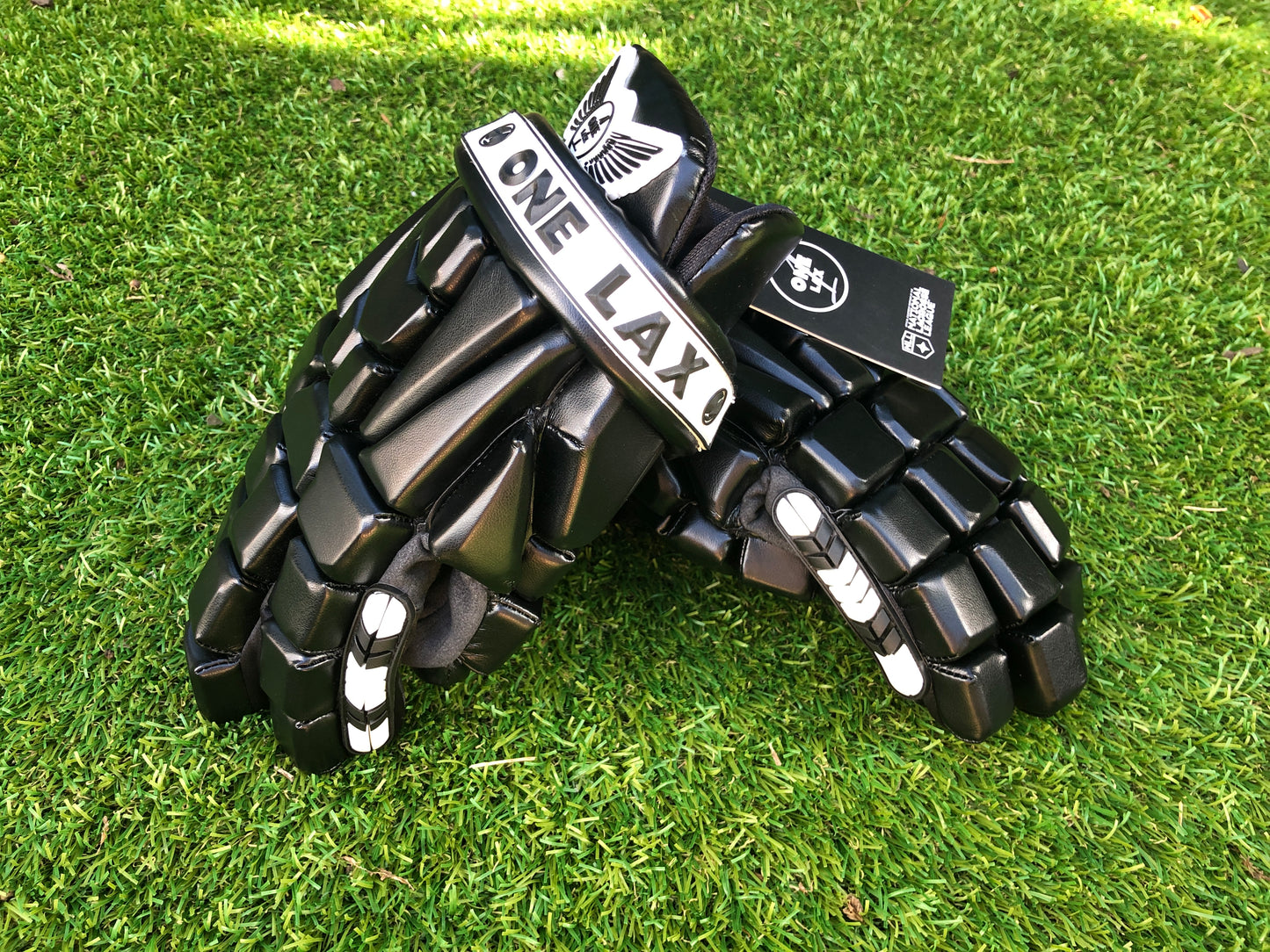 One Lax Men's Field Lacrosse Gloves