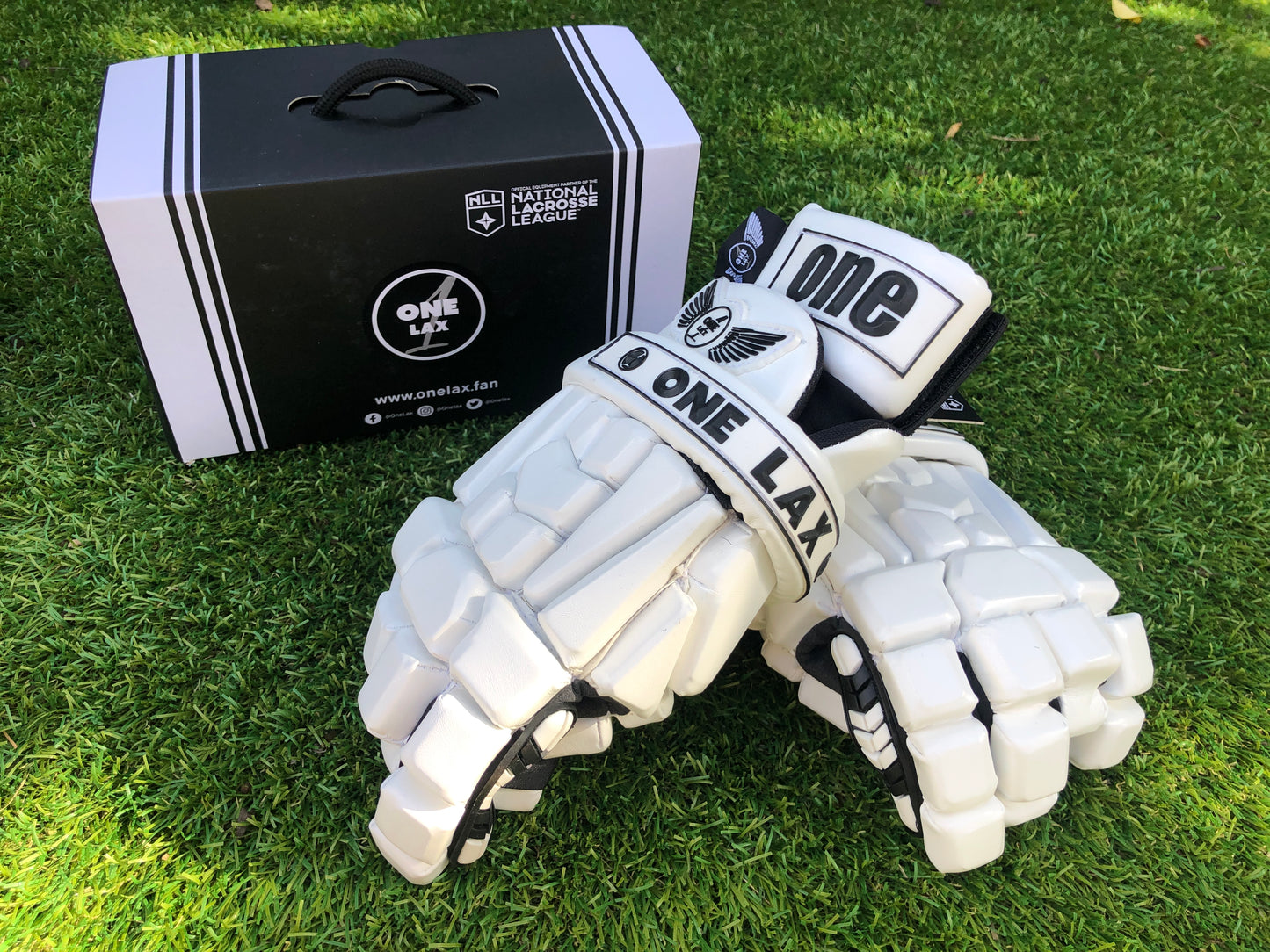 One Lax Men's Field Lacrosse Gloves