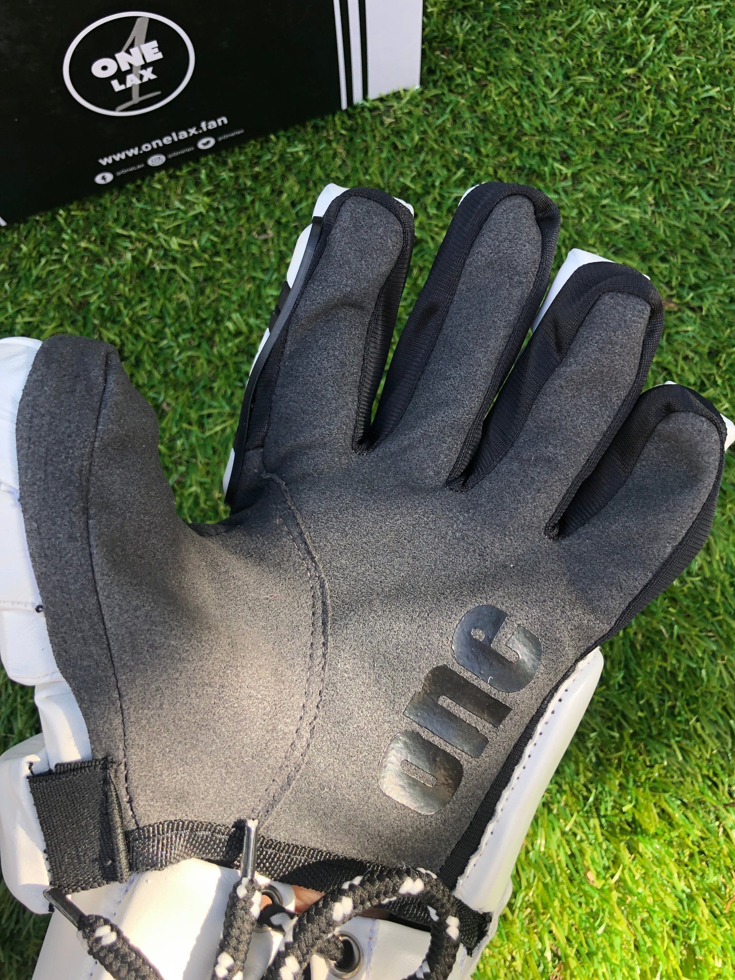 One Lax Men's Field Lacrosse Gloves