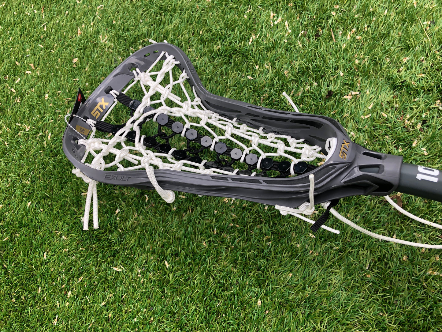 STX Exult 600 with Runway Pocket - Elite Women's Midfield Lacrosse Stick