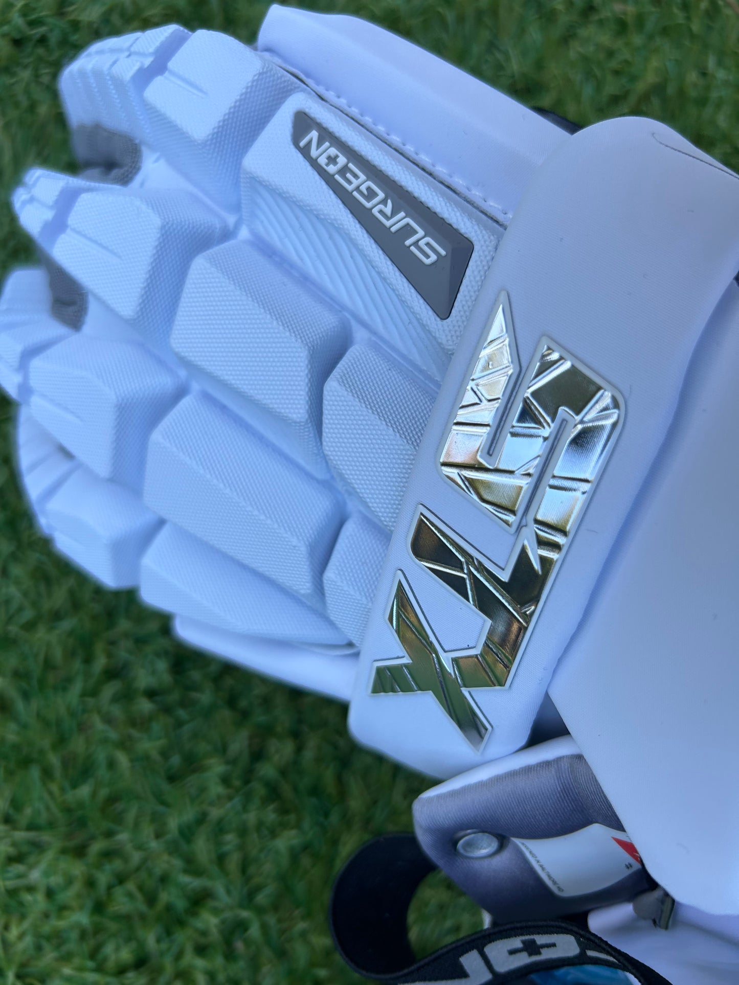 STX Surgeon RZR 2 Goalie Gloves