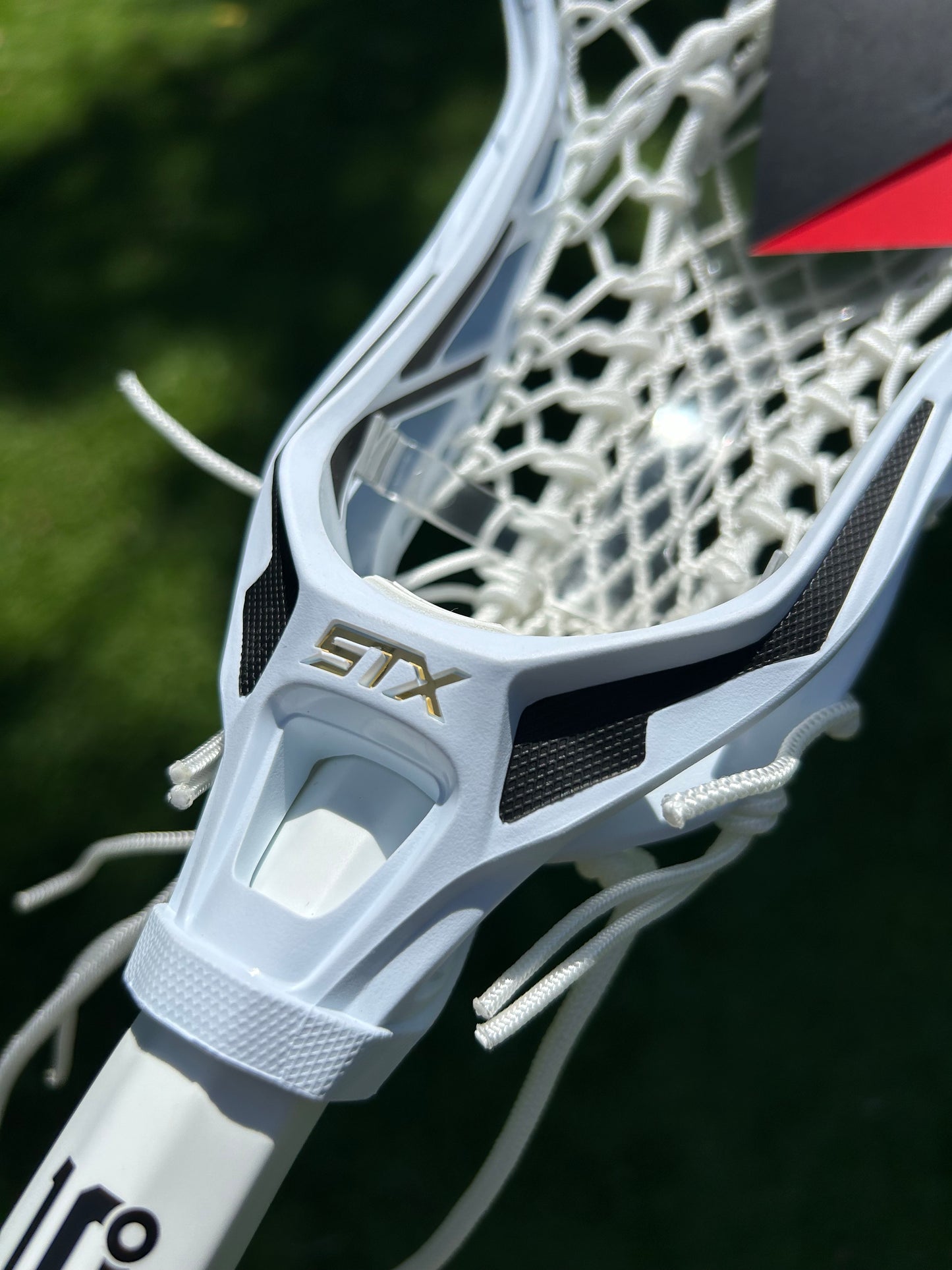 STX Fortress 700 with Crux Mesh Pro -  Elite Women's Defence Lacrosse Stick