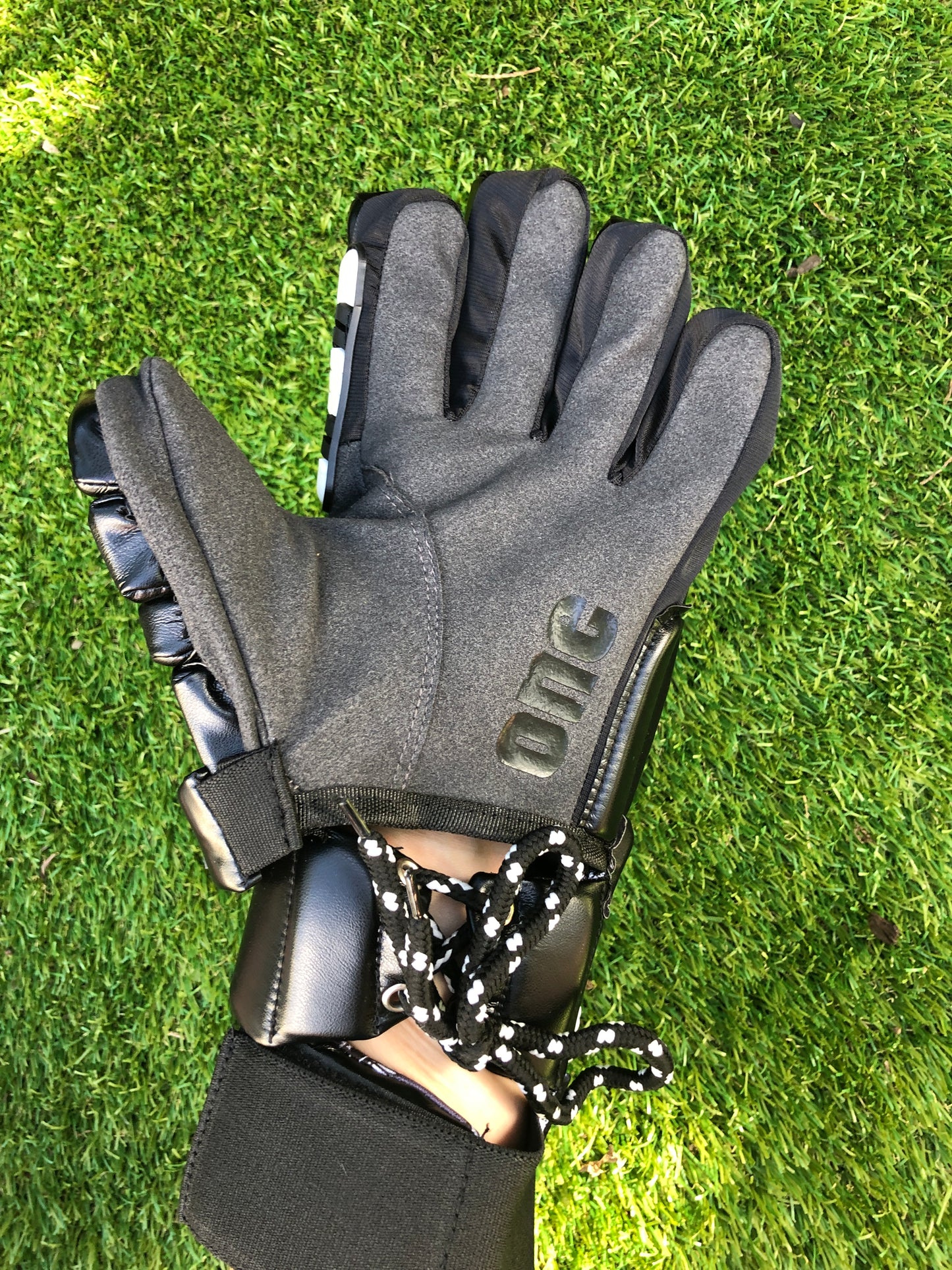 One Lax Men's Field Lacrosse Gloves