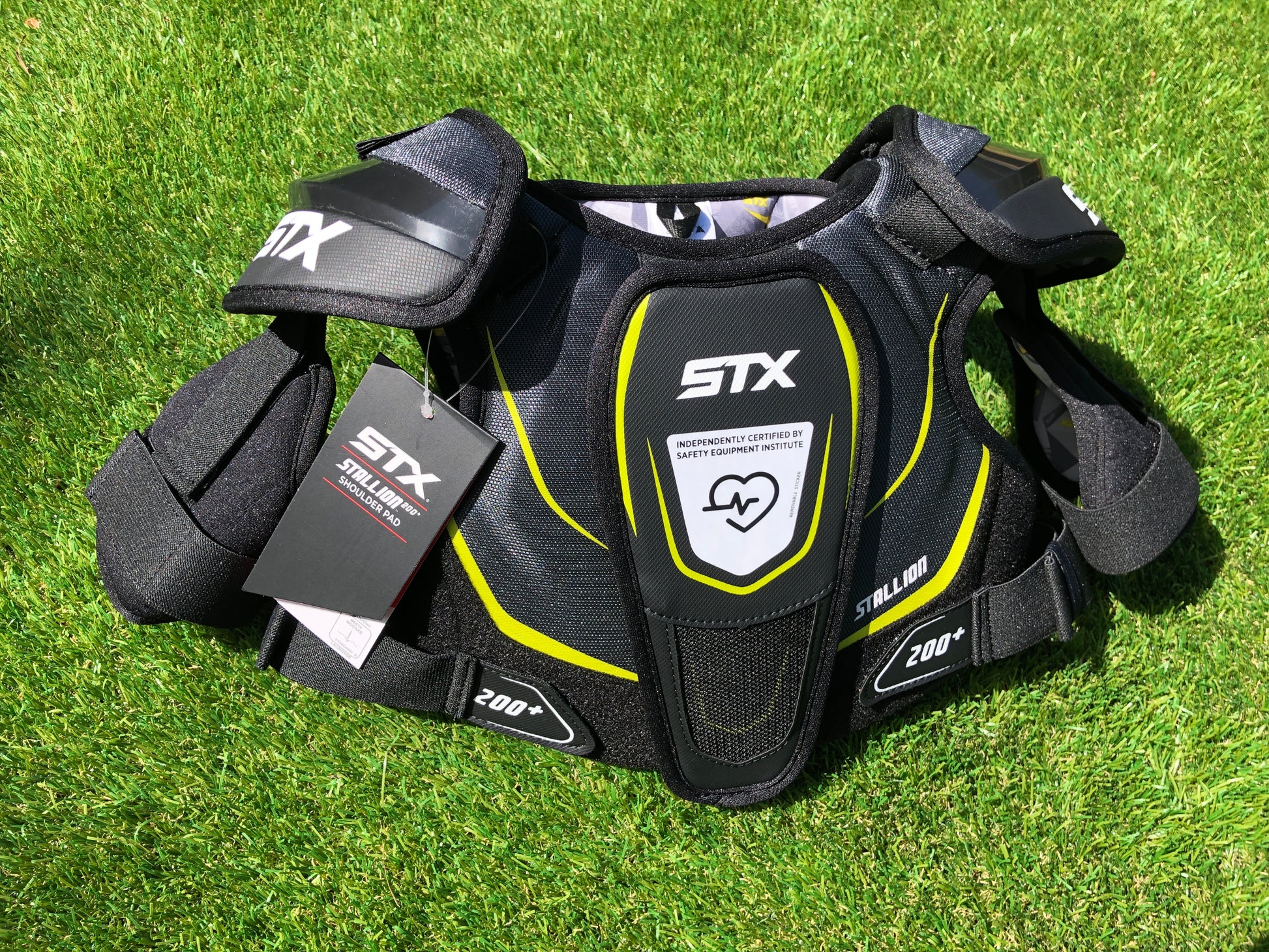 STX Stallion 200 Lacrosse Shoulder Pads